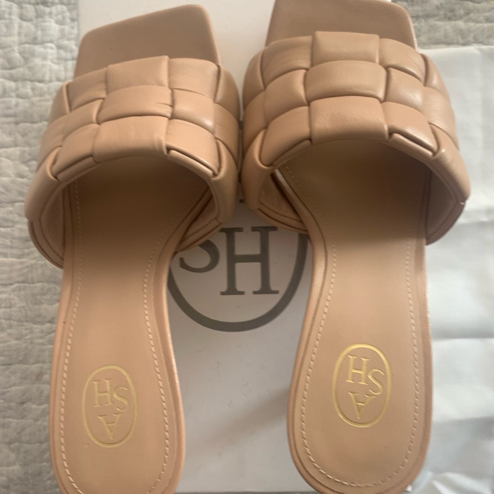 ASH Women's Beige Woven Slide Sandals